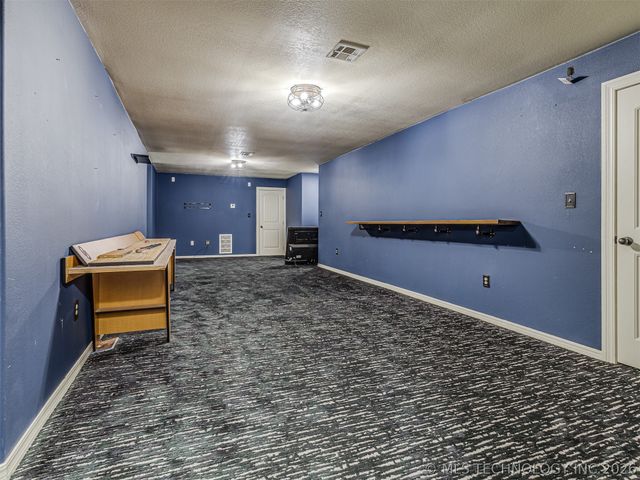 420 NW 5th, Pryor, OK 74361