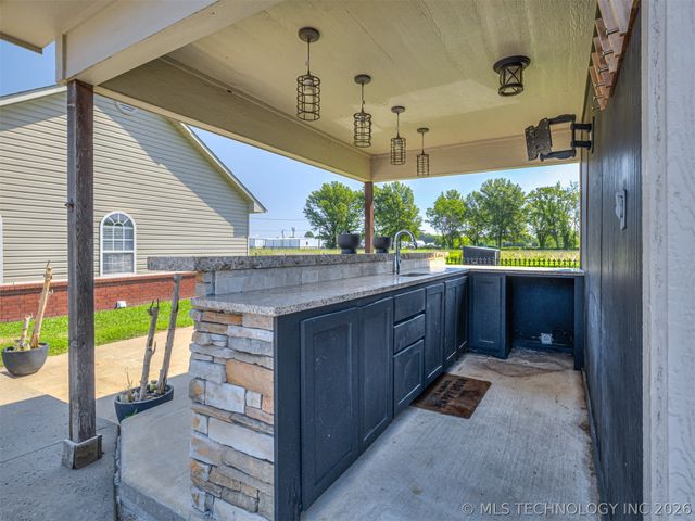 420 NW 5th, Pryor, OK 74361