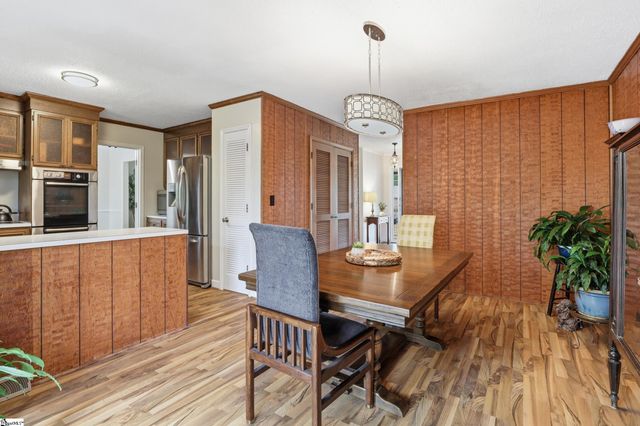 110 Ashley Oaks Drive, Simpsonville, SC 29680