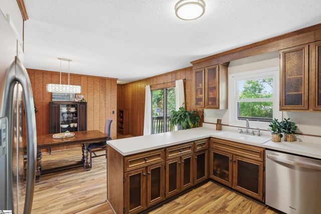 110 Ashley Oaks Drive, Simpsonville, SC 29680