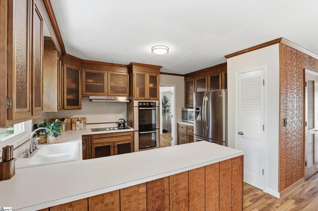 110 Ashley Oaks Drive, Simpsonville, SC 29680