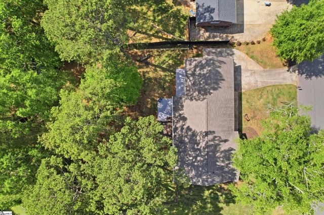 110 Ashley Oaks Drive, Simpsonville, SC 29680