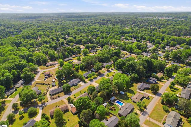 110 Ashley Oaks Drive, Simpsonville, SC 29680