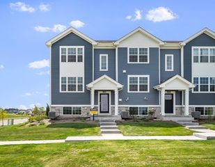 885 Briar Glen Court, Hampshire, IL 60140