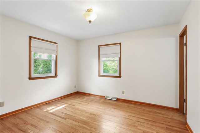 6716 Corrington Avenue, Kansas City, MO 64133
