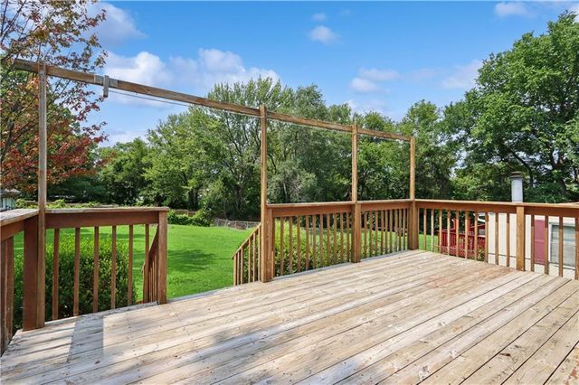 6716 Corrington Avenue, Kansas City, MO 64133