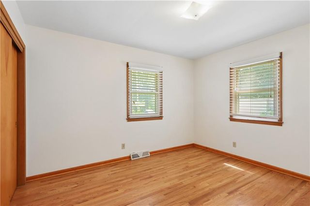 6716 Corrington Avenue, Kansas City, MO 64133