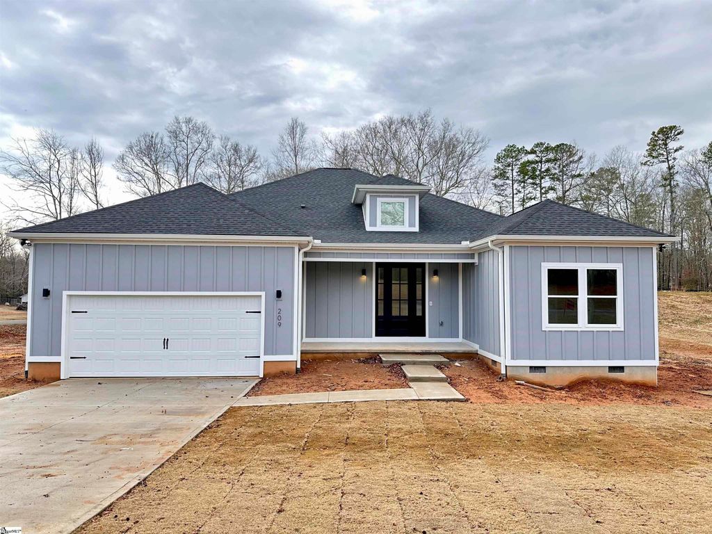 209 Chestnut Drive, Belton, SC 29627