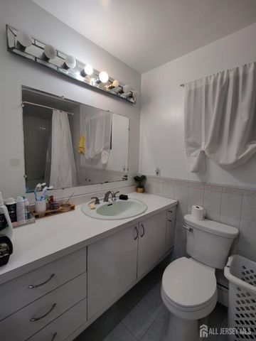 1512 41st Street, North Bergen, NJ 07087