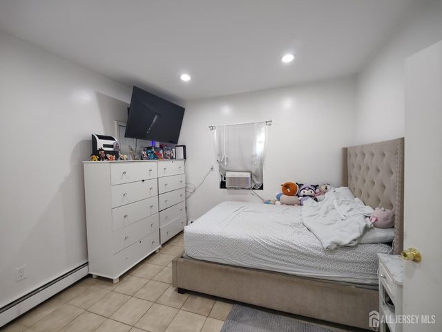 1512 41st Street, North Bergen, NJ 07087