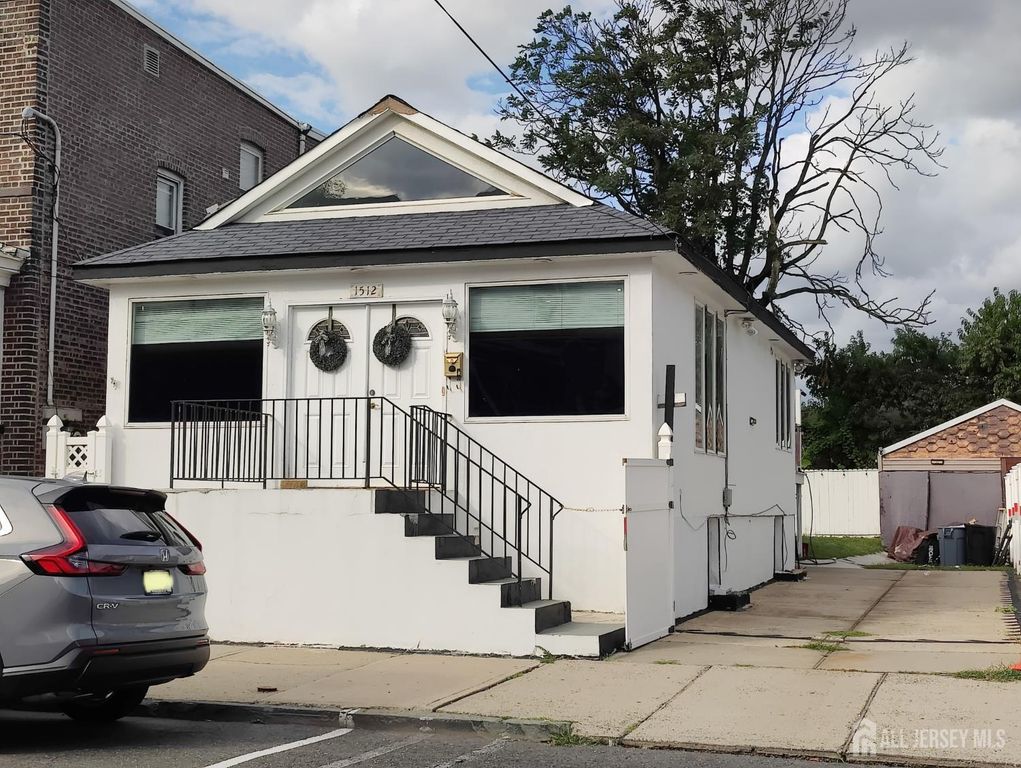 1512 41st Street, North Bergen, NJ 07087