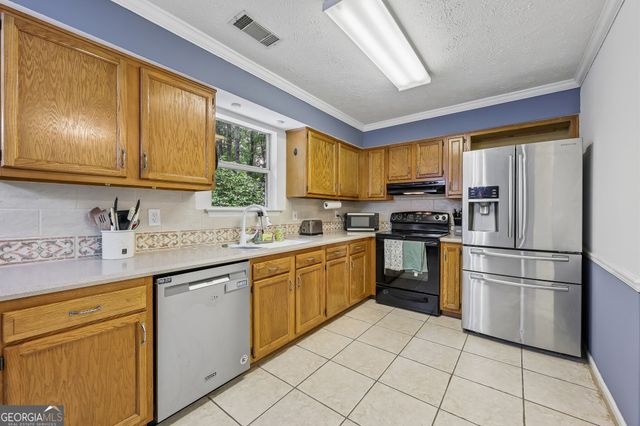 120 Carriage Gate Drive, Sharpsburg, GA 30277