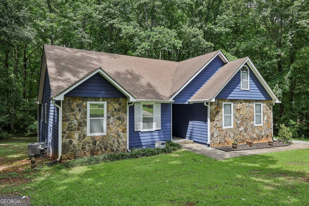 120 Carriage Gate Drive, Sharpsburg, GA 30277