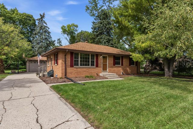 8025 N 66th STREET, Brown Deer, WI 53223