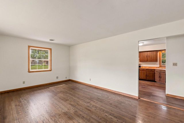 8025 N 66th STREET, Brown Deer, WI 53223