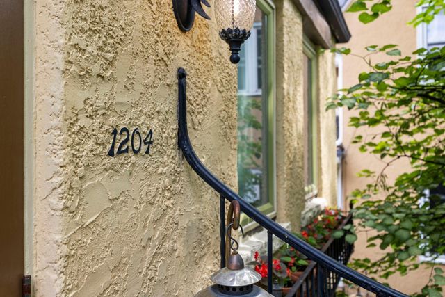 1204 Cedar Lake Road S, Minneapolis, MN 55416