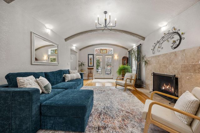 1204 Cedar Lake Road S, Minneapolis, MN 55416