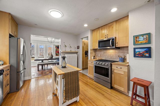 1204 Cedar Lake Road S, Minneapolis, MN 55416