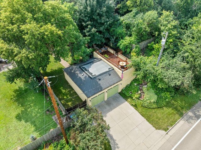 1204 Cedar Lake Road S, Minneapolis, MN 55416