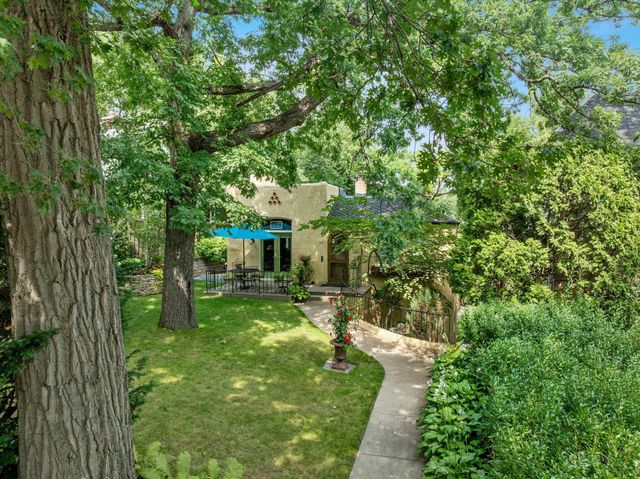 1204 Cedar Lake Road S, Minneapolis, MN 55416