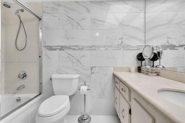 301 174 Street 405, Sunny Isles Beach, FL 33160