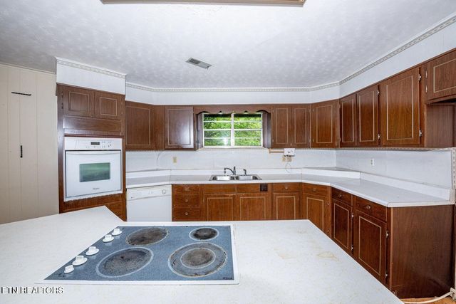 43214315 Old Niles Ferry Rd, Maryville, TN 37801