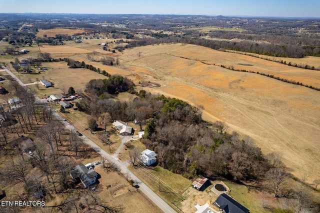 43214315 Old Niles Ferry Rd, Maryville, TN 37801