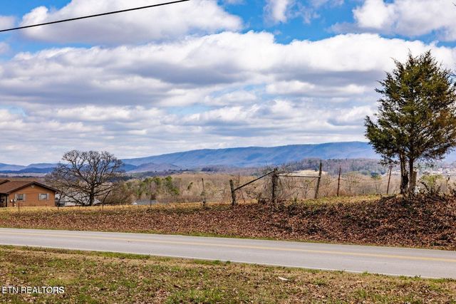 43214315 Old Niles Ferry Rd, Maryville, TN 37801