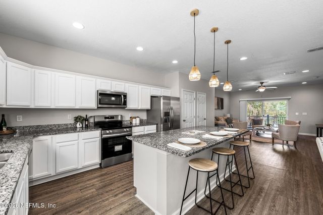 128 S 10TH Street, Jacksonville Beach, FL 32250