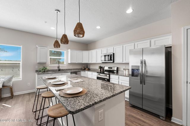 128 S 10TH Street, Jacksonville Beach, FL 32250