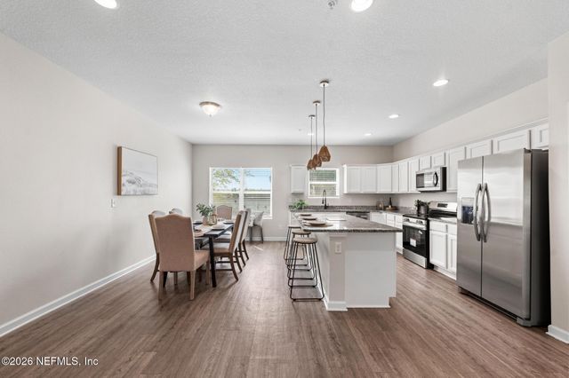 128 S 10TH Street, Jacksonville Beach, FL 32250