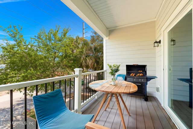 128 S 10TH Street, Jacksonville Beach, FL 32250