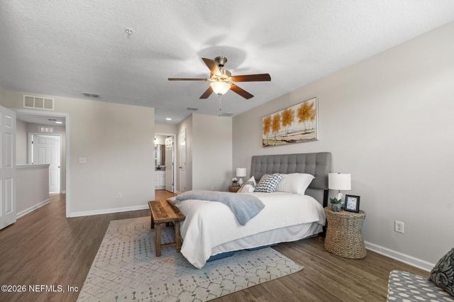 128 S 10TH Street, Jacksonville Beach, FL 32250