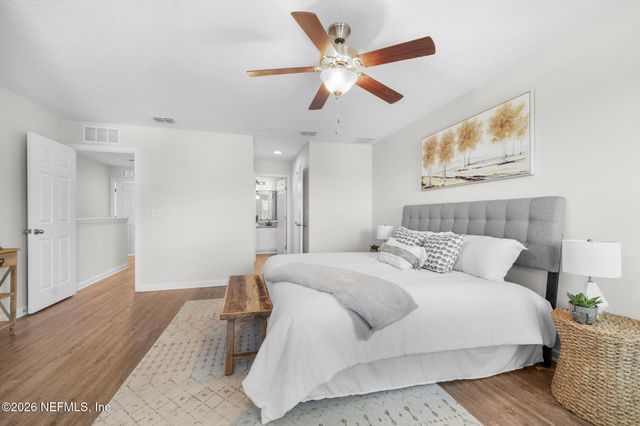 128 S 10TH Street, Jacksonville Beach, FL 32250