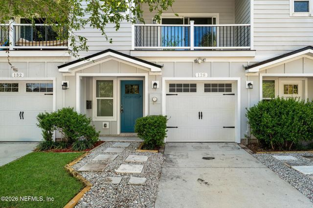 128 S 10TH Street, Jacksonville Beach, FL 32250