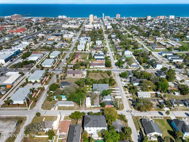 128 S 10TH Street, Jacksonville Beach, FL 32250