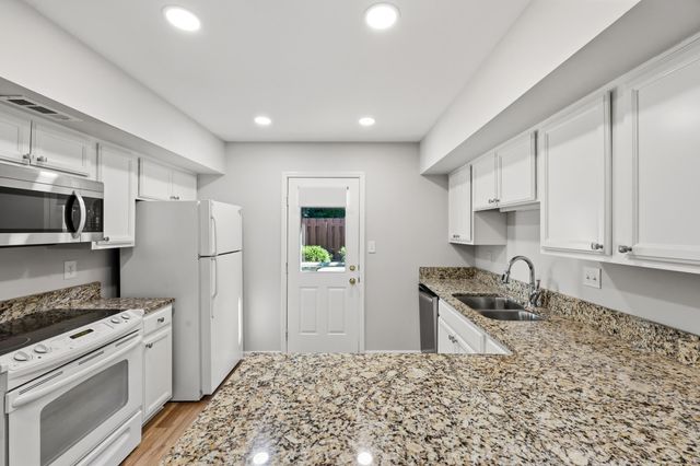 3408 Red Coach Trail C, Lexington, KY 40517