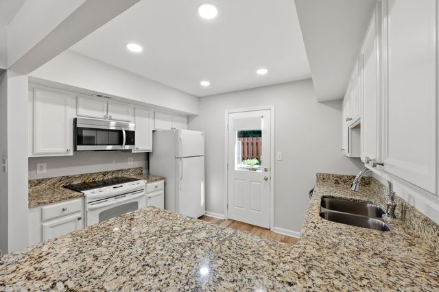 3408 Red Coach Trail C, Lexington, KY 40517