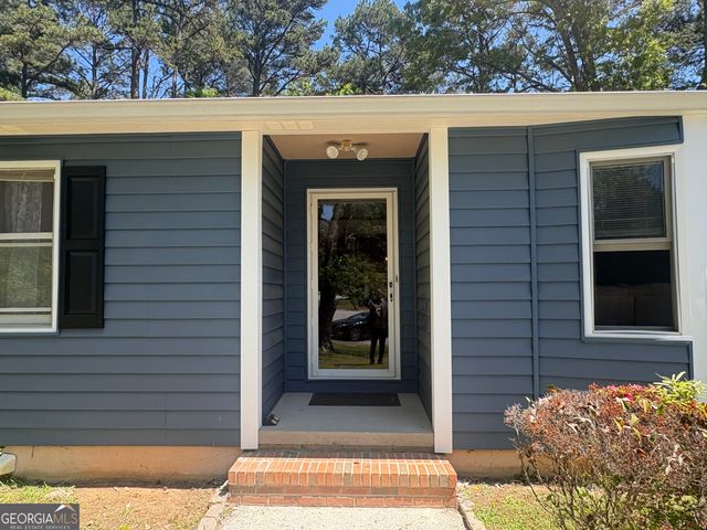 6536 Deshon Court, Lithonia, GA 30058