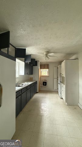 1597 Highway 92 S, Fayetteville, GA 30215