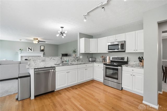 2266 Charleston Way, Beavercreek, OH 45431