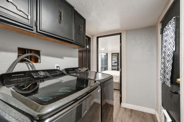 4301 Blake Road SW TRLR 40, Albuquerque, NM 87121