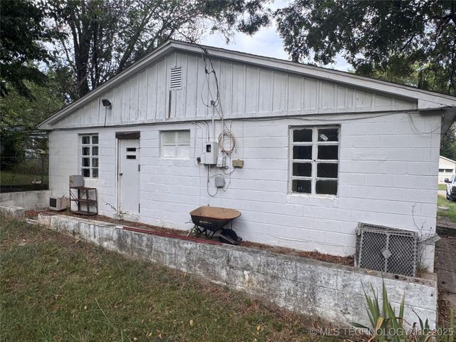 610 N 14th Street, Collinsville, OK 74021