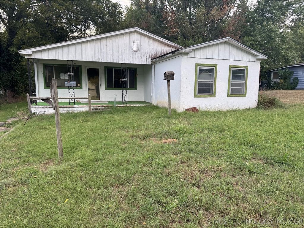 610 N 14th Street, Collinsville, OK 74021