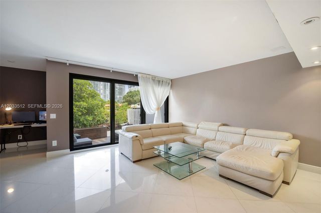 317 Poinciana Drive 807, Sunny Isles Beach, FL 33160