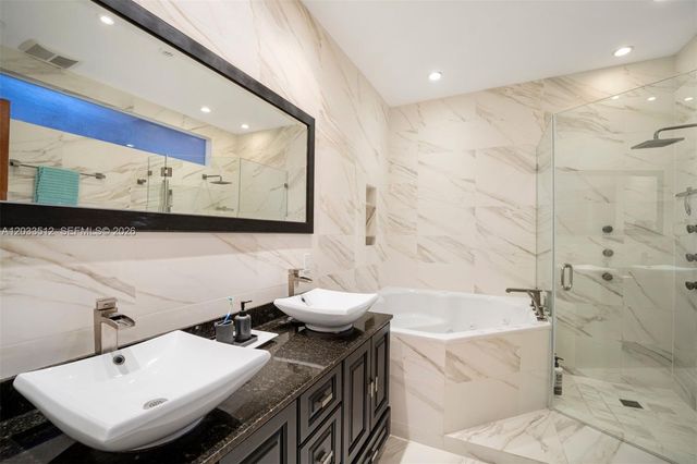 317 Poinciana Drive 807, Sunny Isles Beach, FL 33160