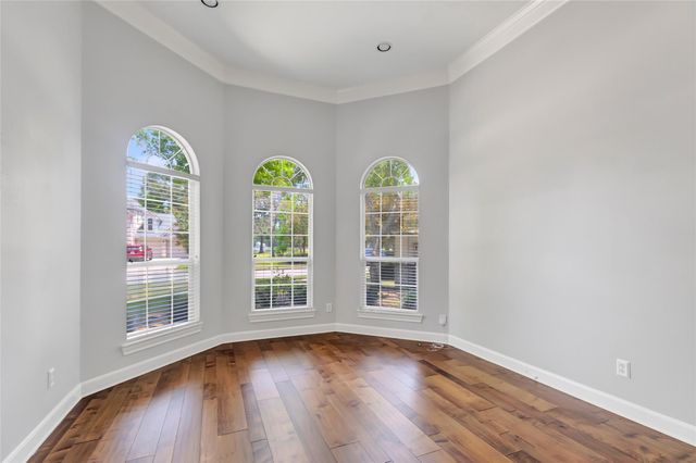 14115 Norhill Pointe Drive, Houston, TX 77044