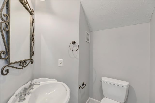14115 Norhill Pointe Drive, Houston, TX 77044