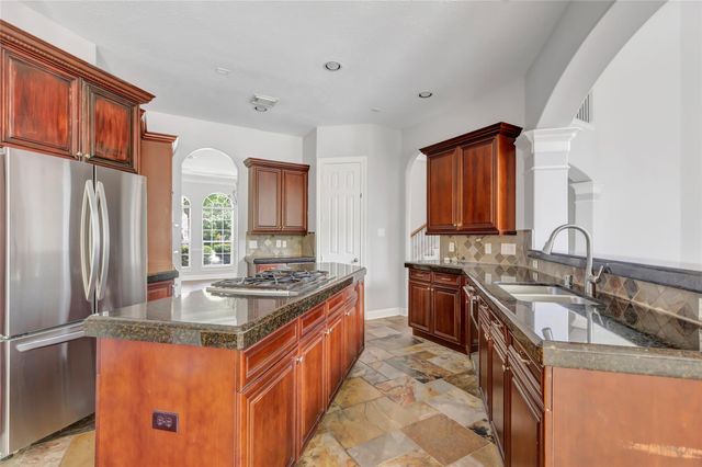 14115 Norhill Pointe Drive, Houston, TX 77044