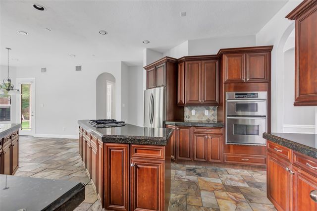 14115 Norhill Pointe Drive, Houston, TX 77044